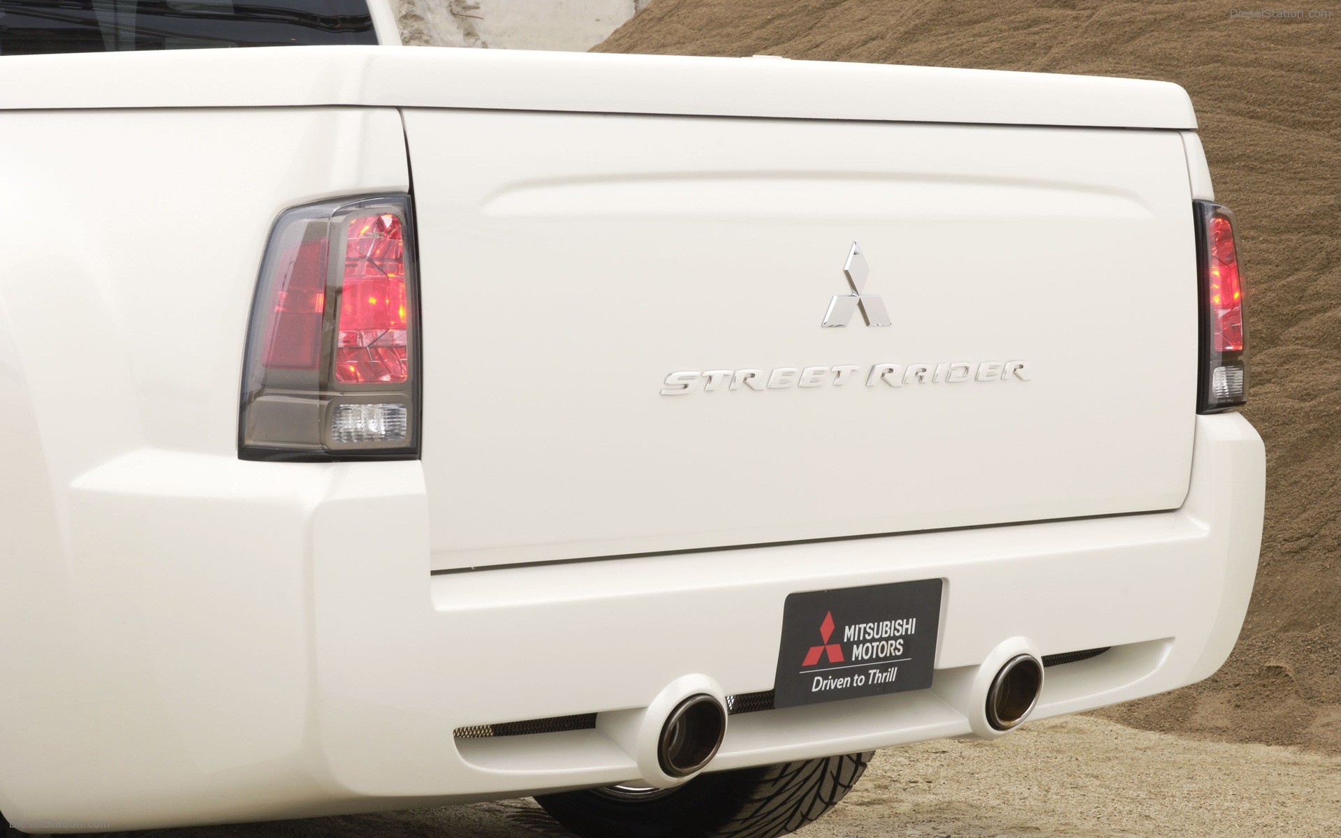 Mitsubishi Street Raider Concept
